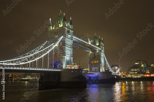 Puente de la Torre de Londres photo
