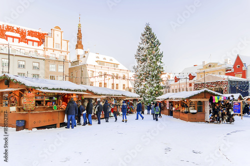 Cuadro en lienzo Christmas in Tallinn