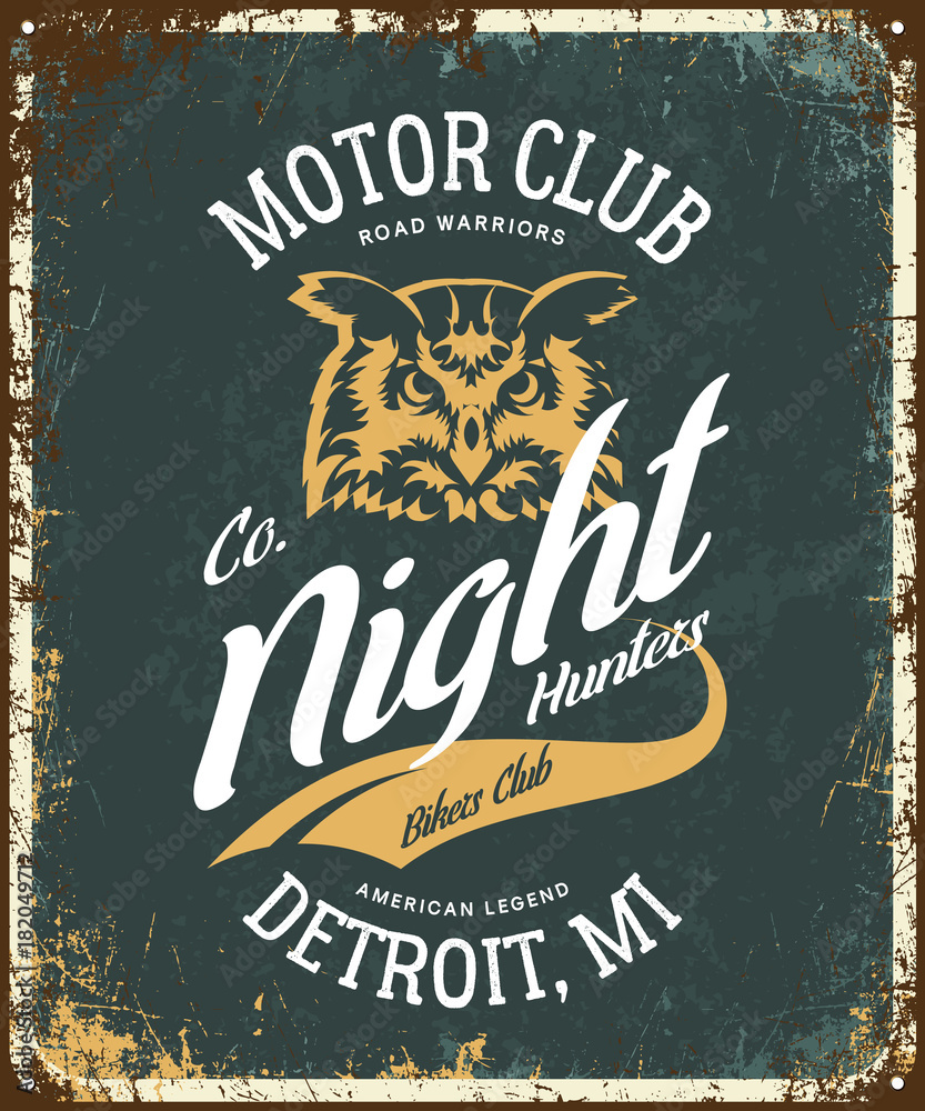 Obraz premium Vintage bikers club t-shirt vector logo on dark background. Detroit, Michigan street wear superior retro tee print design.