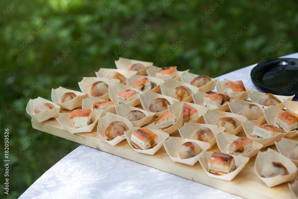 vassoio di antipasti di pesce