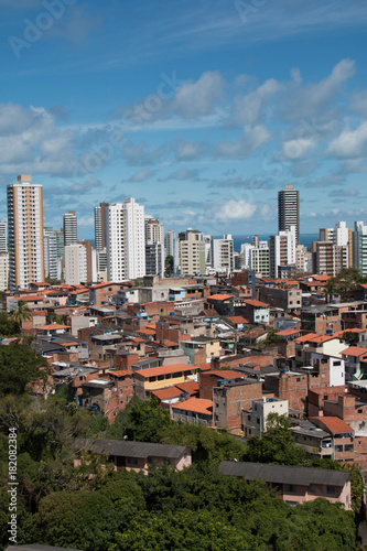 Social inequality - Buildings and favela © Gustavo