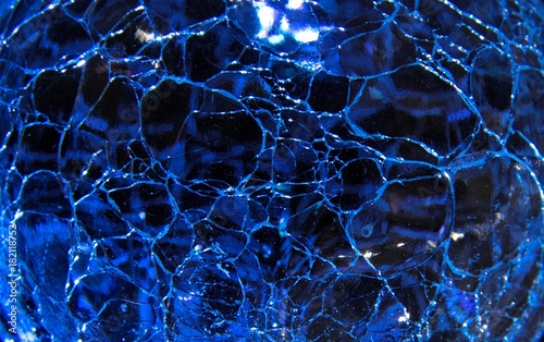 Cracked Glass © Jason Yoder