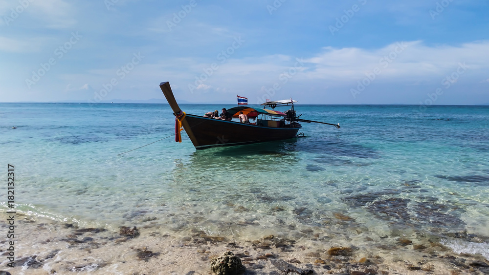 Phi Phi Island Phuket Thailand Beach Sunny Day Blue Ocean Phi Phi Island Phuket Thailand Beach Sunny Day Blue Ocean
