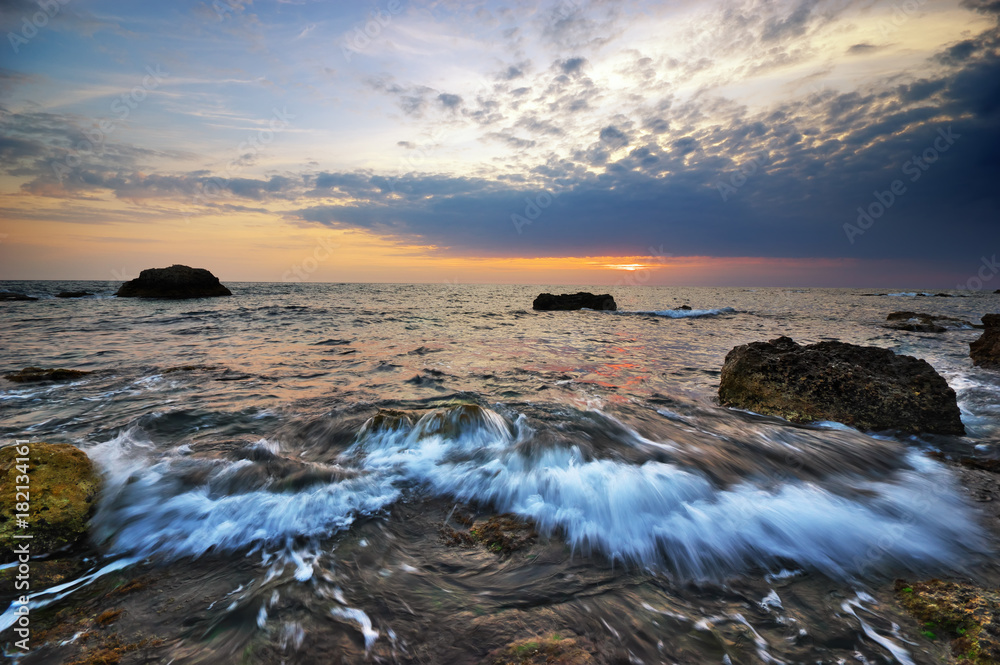 Obraz premium Beautiful seascape sunset. Nature composition