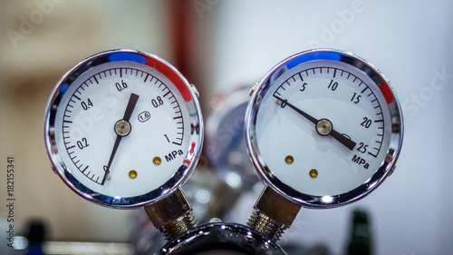 Close Up gas pressure manometer.