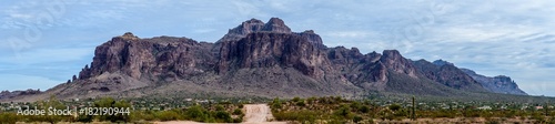 Fototapeta Naklejka Na Ścianę i Meble -  Superstition Mountain AZ