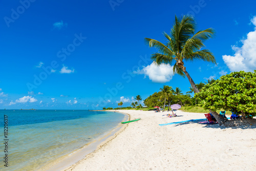 Sombrero Beach with palm trees on the Florida Keys, Marathon, Florida, USA. Tropical and paradise destination for vacation. © Simon Dannhauer