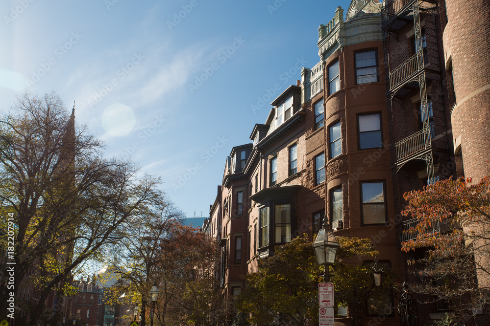 Fototapeta premium front buildings with sky in boston
