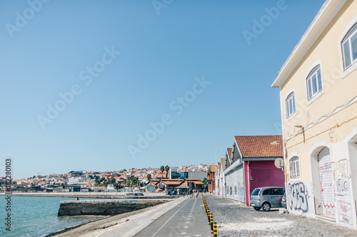 Fototapeta Naklejka Na Ścianę i Meble -  Sunny Lisbon