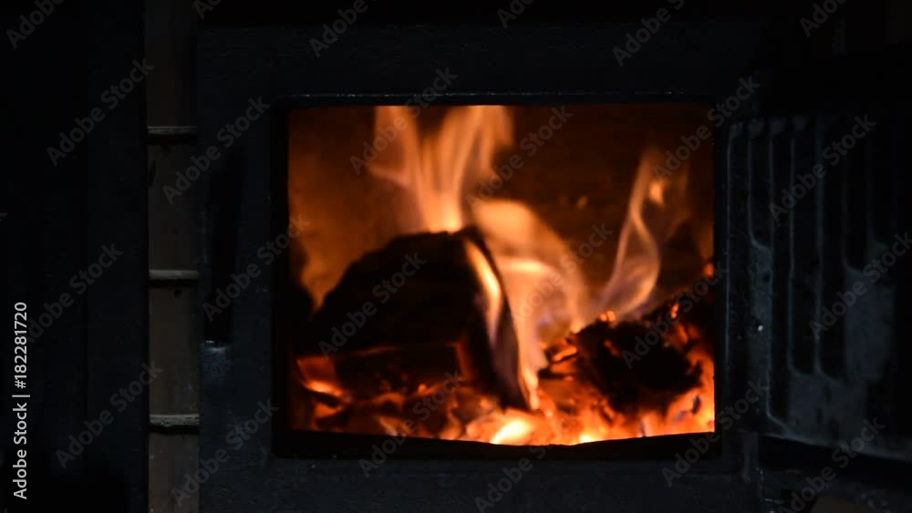 Heizung Cucina economica موقد حرق الأخشاب Wood-burning Poêle Σόμπα Stufa 烘箱 Ofen Video Estufa calefacción chauffage Heizung Cucina economica موقد حرق الأخشاب Wood-burning Poêle Σόμπα Stufa 烘箱 Ofen Video Estufa calefacción chauffage
