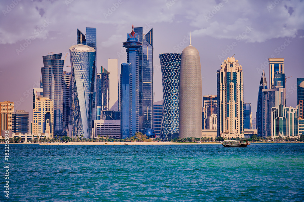Obraz premium Panorama of modern skyscrapers in Doha, Qatar