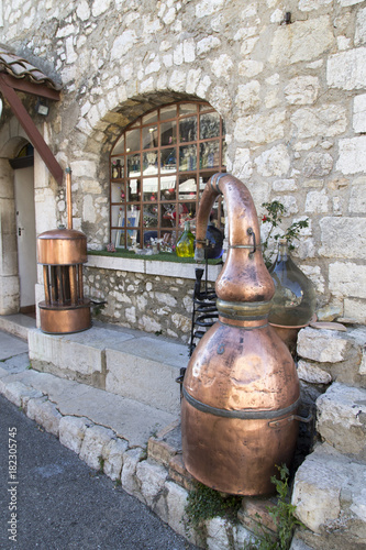 Perfume distillery in the south of France © Jon