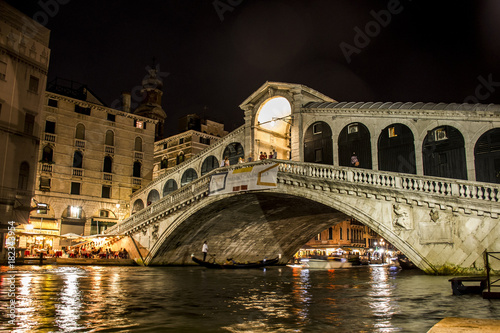 Rialto Bridge romantic Venice by night © CL-Medien