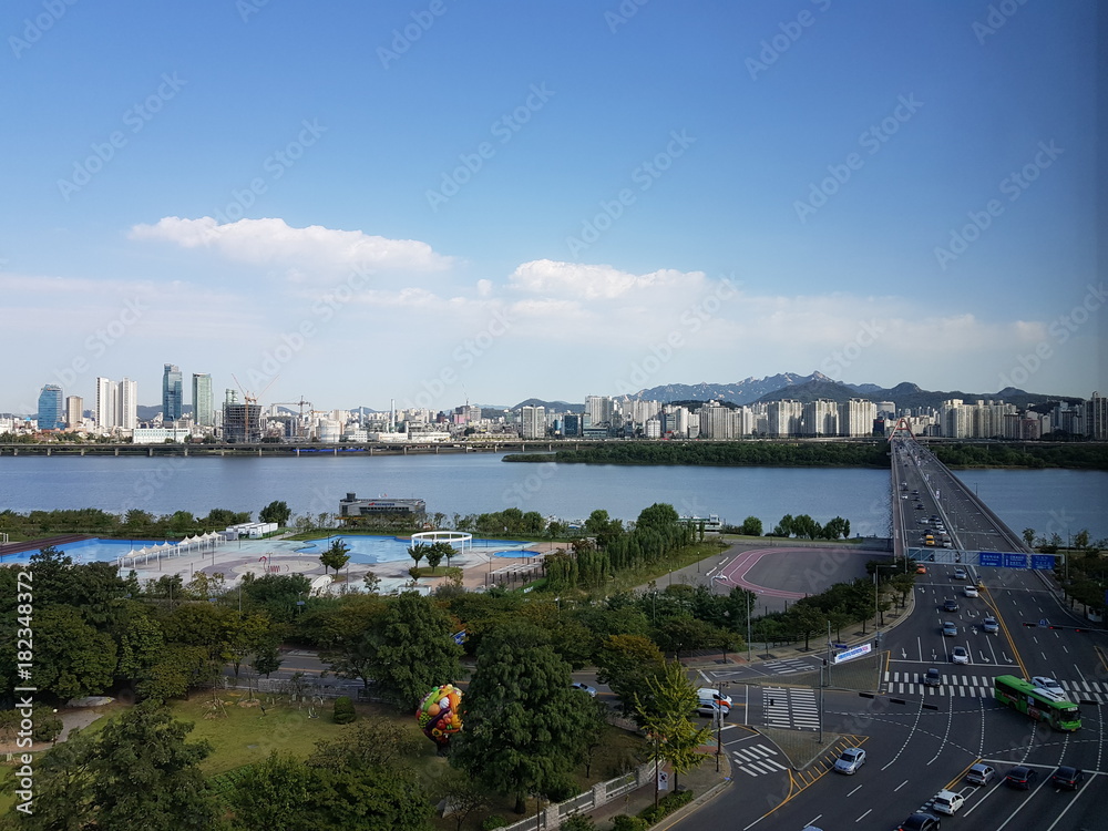 Fototapeta premium 한강 서강대교 남단