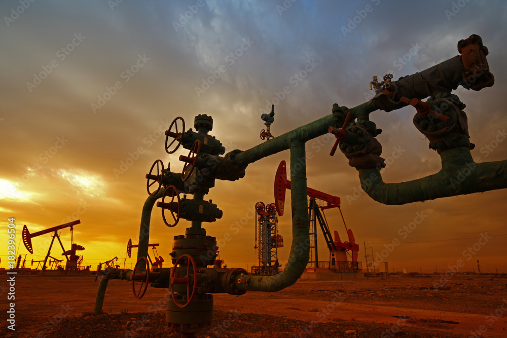 Naklejka premium Pipes and valves