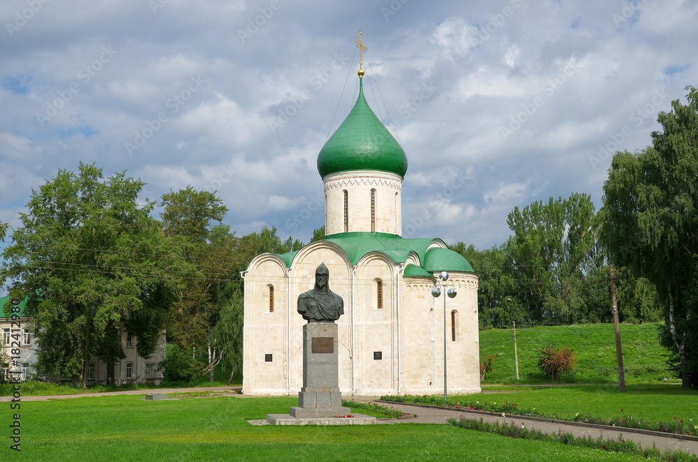 Pereslavl-Zalessky, Yaroslavl region, Russia - August 1, 2017: The Spaso-Preobrazhensky Cathedral and monument to Alexander Nevsky