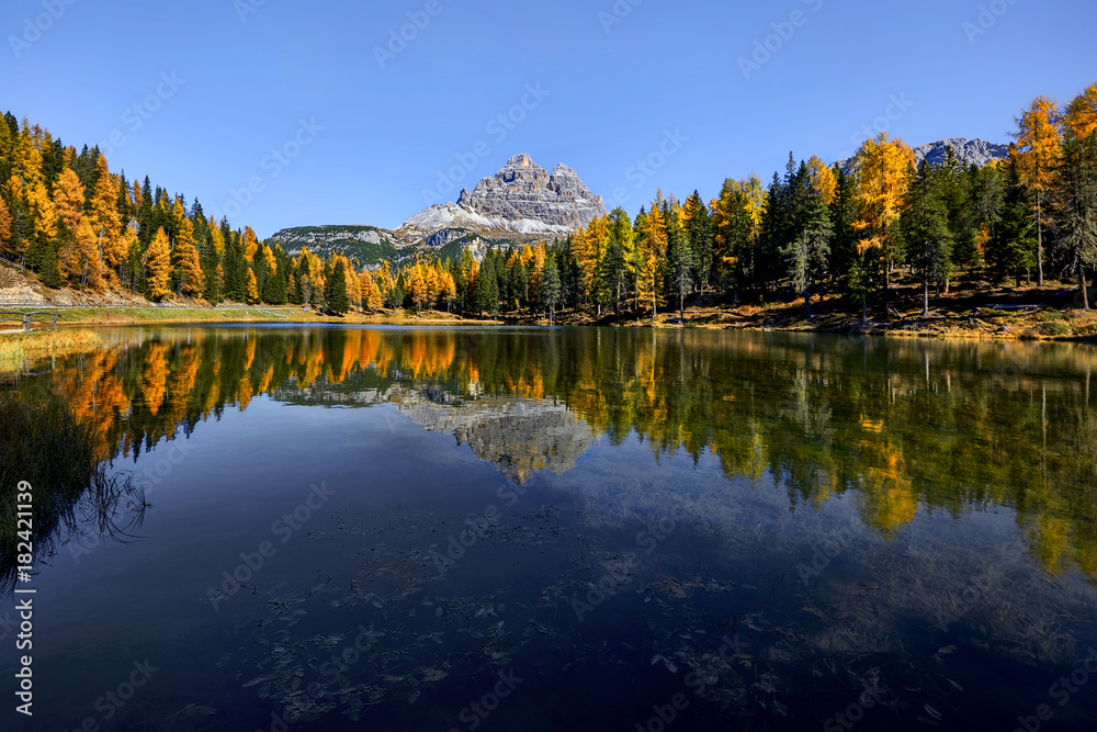 Lago di Antorno, Dolomites, Italy