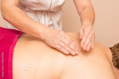 therapeutic massage for the back