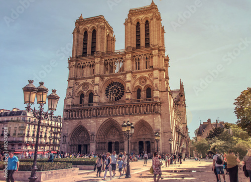 Façade de Notre Dame, Paris