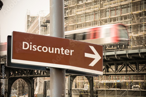 Schild 302 - Discounter