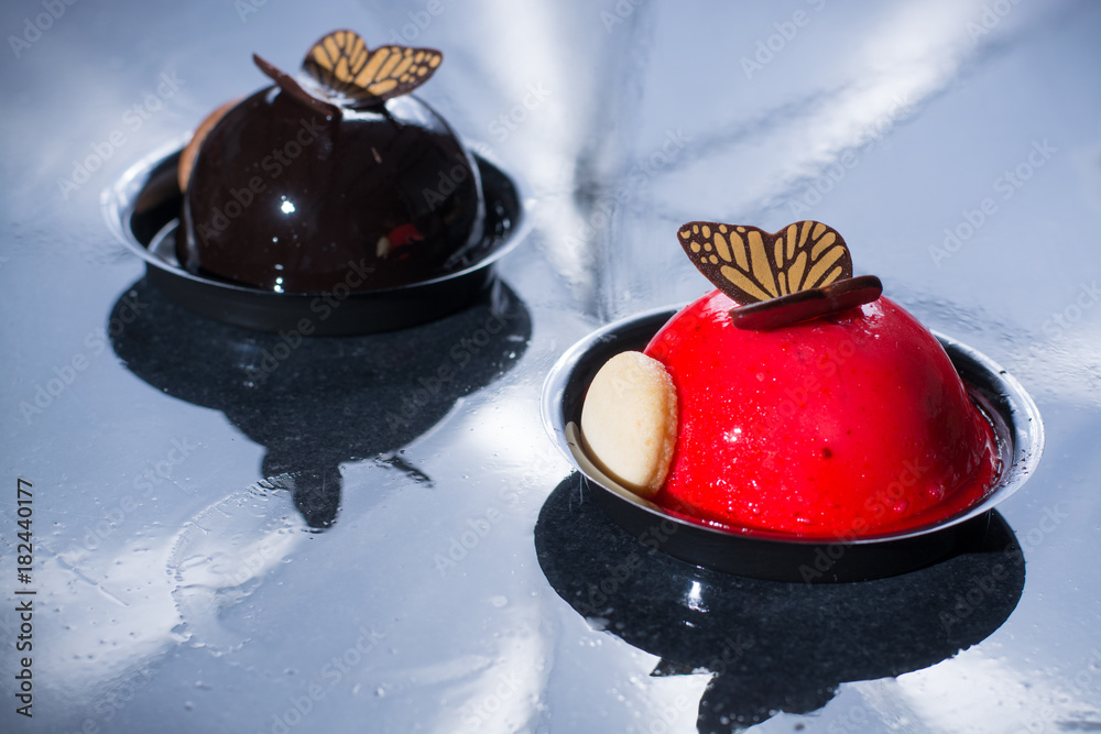 Ταπετσαρία French pastry small ball cakes made with fresh strauberry and truffel creme