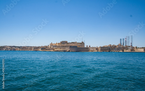 Fototapeta Naklejka Na Ścianę i Meble -  View across Valletta Harbour in Malta