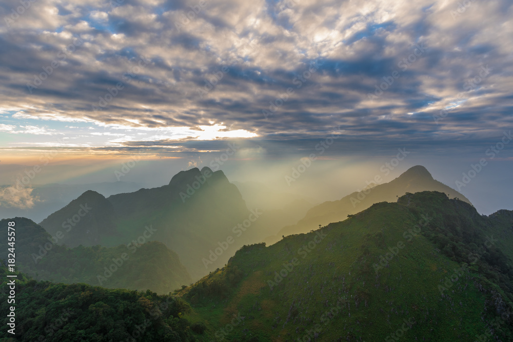 Obraz premium sunset over the Chiang Dao mountain,famous mountains in Chiang Mai, Thailand. 
