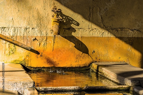 fontaine de Toreilles photo