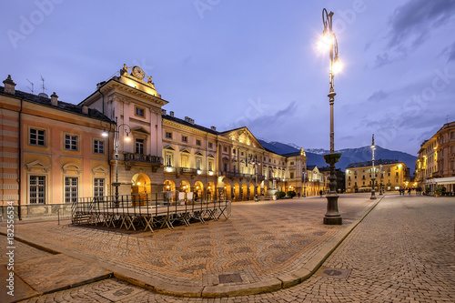 Aosta. Piazza Émile Chanoux is the main square in Aosta. It is located in the central part of the city and has rectangular shape with long sides exposed to the north and south. Val d'Aosta, Italy