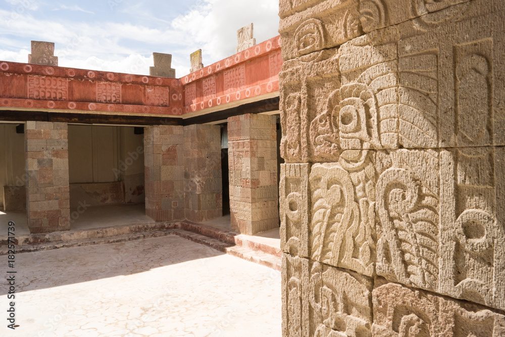 Obraz premium teotihuacan pyramids