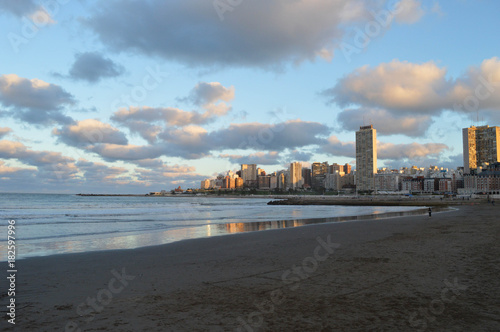 Mar del Plata desde la playa photo