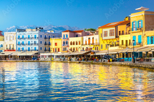 Obraz na plátně View of the old port of Chania, Crete, Greece.