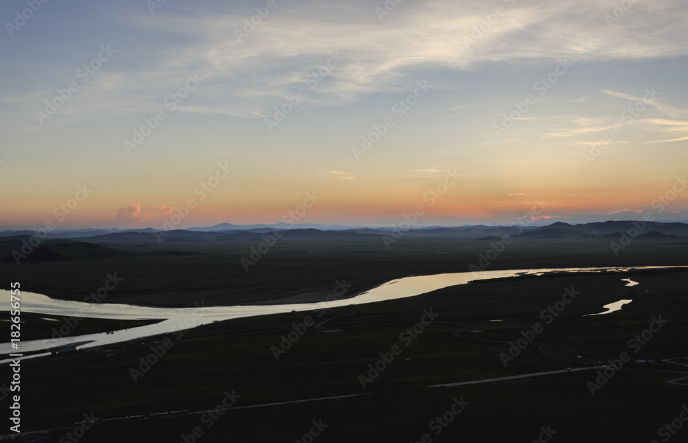 Mountains and prairies under the sun