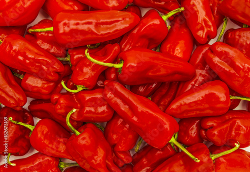 Rote Peperoni