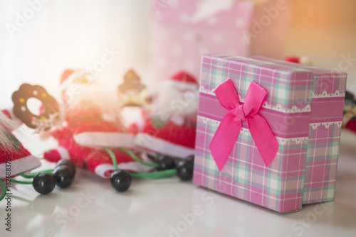 Pink gift box on christmas day © chamnan phanthong