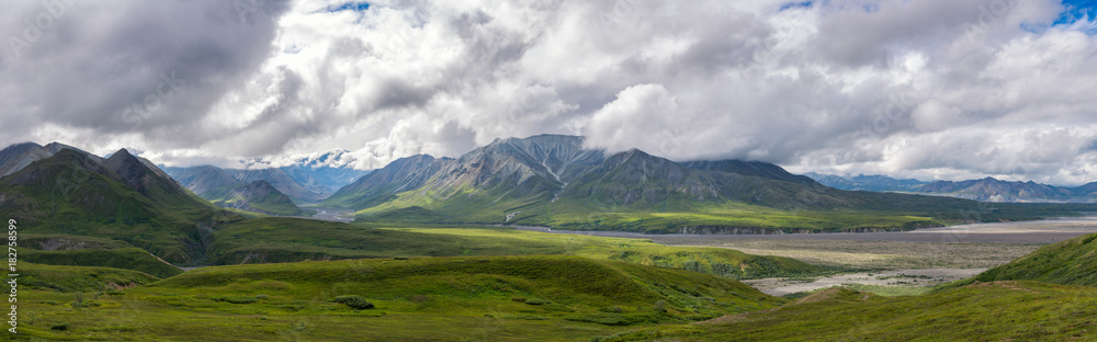 Panoramic view from Eielson Visitor Center in Denali National Park 