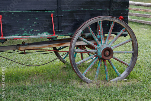 Old Wagon Wheel