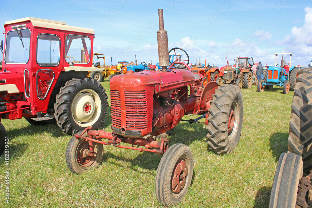 Obraz premium Vintage tractor