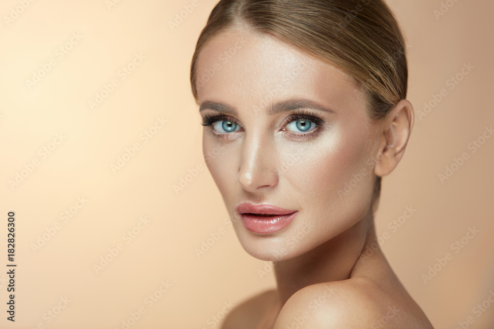 Makeup Beauty Face. Closeup Female With Natural Glamour Makeup Makeup Beauty Face. Closeup Female With Natural Glamour Makeup