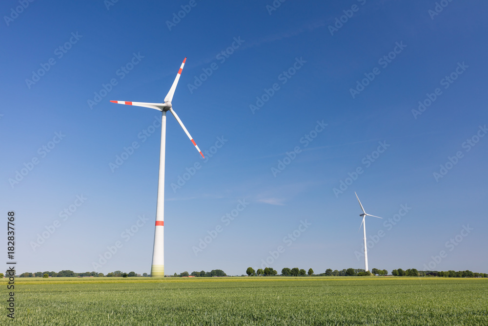Fototapeta premium Windkraftanlage in Deutschland