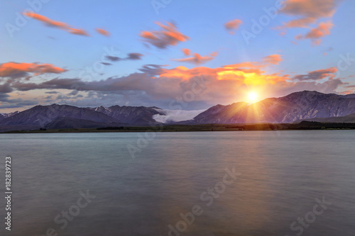 Fototapeta Naklejka Na Ścianę i Meble -  Lake Tekapo at sunset