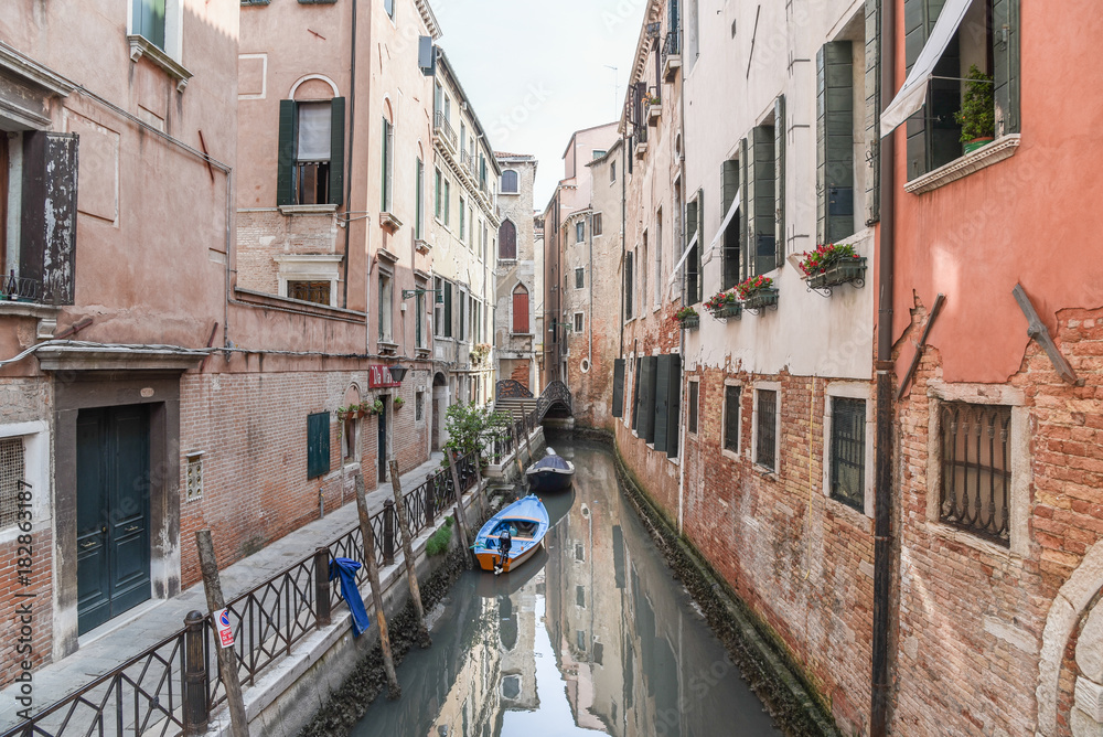 Streetview in Venice, Italy