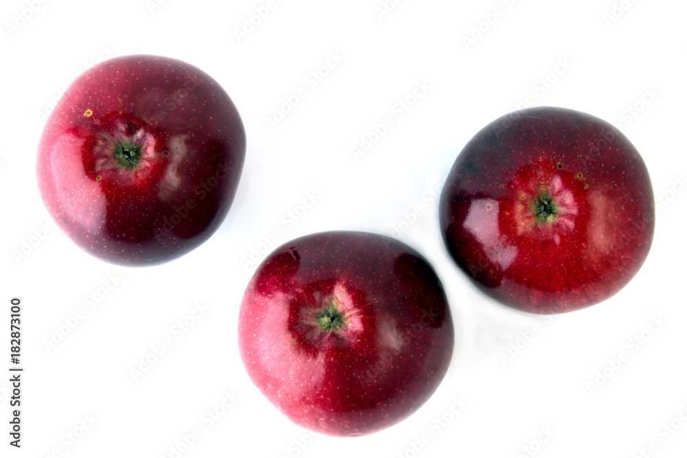 Obraz premium Red apples isolated