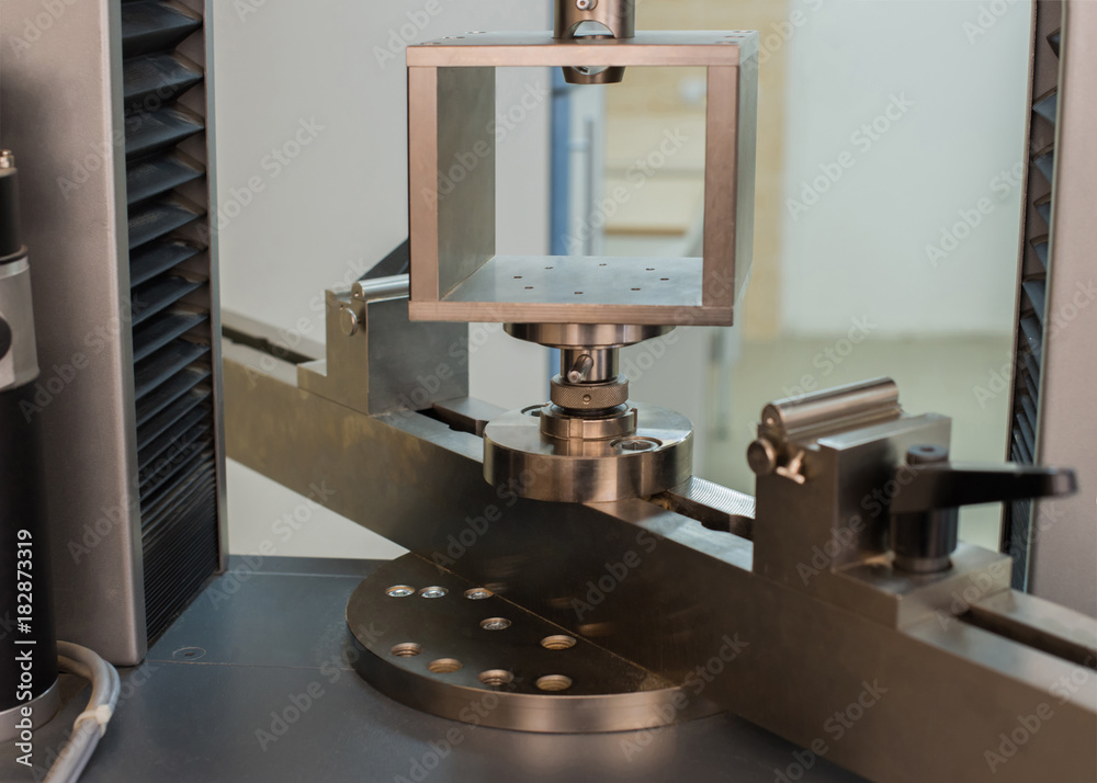 Machine for testing samples for tensile strength Machine for testing samples for tensile strength