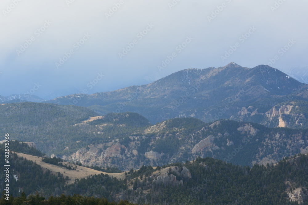 Overcast as the storm over theRockies rolls in