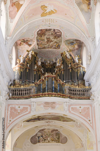 Barockkirche St. Georg - Ochsenhausen photo