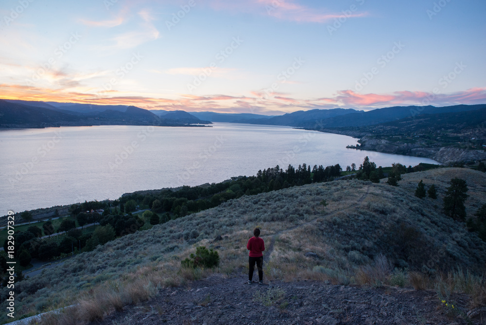 okanagan lake sunset