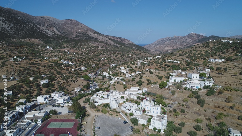 Grèce Cyclades île de Sifnos Appolonas vue du ciel