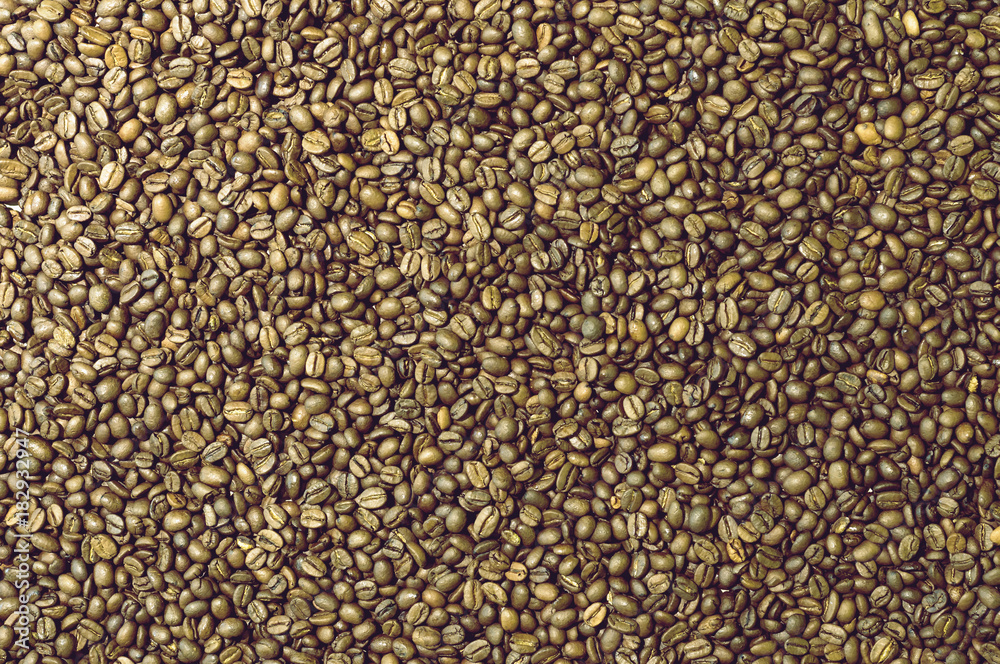 Obraz premium fresh coffee beans. texture of coffee beans
