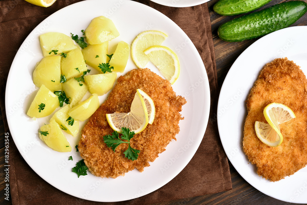 Viennese schnitzel with boiled potato